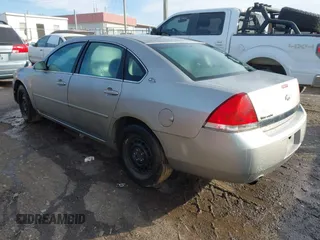 2007 Chevrolet Impala Police Pkg Police Pkg 9C1 with VIN 2G1WS55R279379956, listed as a IAAI auction lot 41360893 with 221,477 mi miles. Bid and sale history available at carsss.com. Image 3.