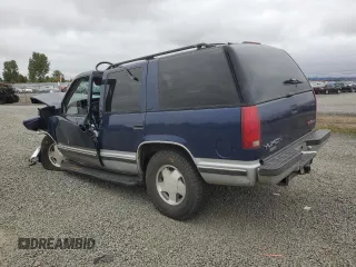 1996 GMC Yukon with VIN 1GKEK13R3TJ747966, listed as a Copart auction lot 75346004 with 395,322 mi miles and Salvage Title. Bid and sale history available at carsss.com. Image 2.