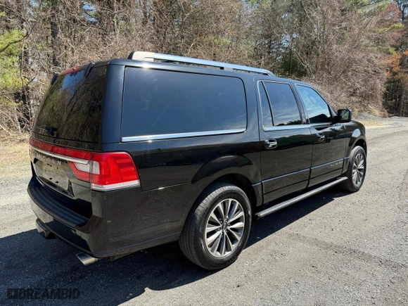 2017 Lincoln Navigator L Select with VIN 5LMJJ3JT3HEL09741, listed as a Copart auction lot 53342935 with 239,777 mi miles and Clean Title. Bid and sale history available at carsss.com. Image 4.