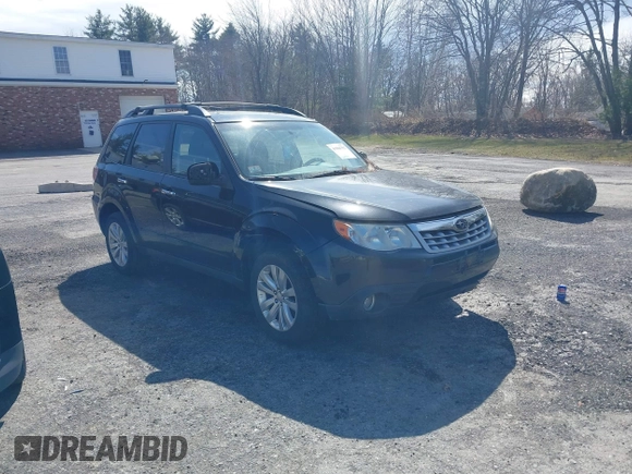 2013 Subaru Forester 2.5X Premium with VIN JF2SHADC6DH441989, listed as a IAAI auction lot 41904752 with 201,903 mi miles. Bid and sale history available at carsss.com. Image 1.
