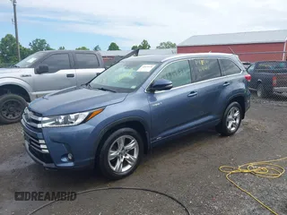 2019 Toyota Highlander Hybrid Limited with VIN 5TDDGRFH9KS062723, listed as a IAAI auction lot 42634638 with 142,875 mi miles and . Bid and sale history available at DreamBid. Image 2.
