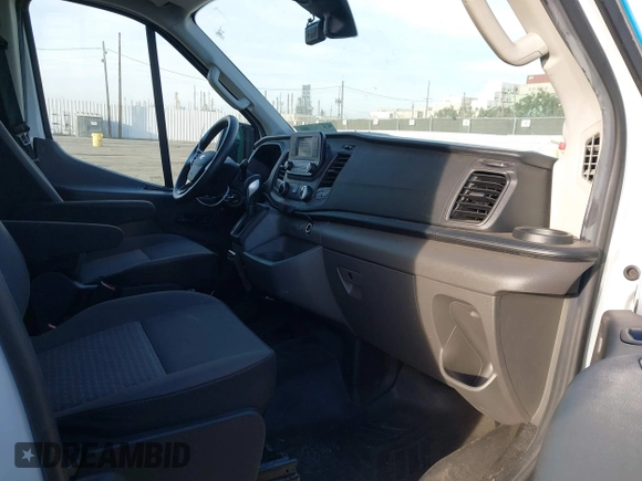 2021 Ford Transit Cargo with VIN 1FTBR1C88MKA52816, listed as a IAAI auction lot 41620731 with 60,716 mi miles and . Bid and sale history available at DreamBid. Image 5.