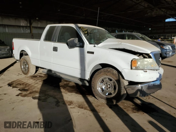 2007 Ford F-150 STX with VIN 1FTRX12W87FB32957, listed as a Copart auction lot 41818135 with 180,590 mi miles and Salvage Title. Bid and sale history available at DreamBid. Image 4.