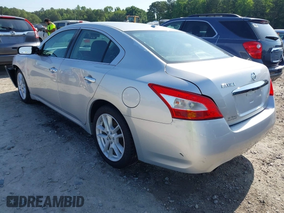 2010 Nissan Maxima SV with VIN 1N4AA5AP4AC825670, listed as a IAAI auction lot 42150640 with 117,626 mi miles and . Bid and sale history available at DreamBid. Image 3.