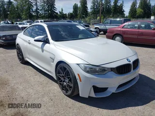 2015 BMW M4 z VIN WBS3R9C57FK331601, wystawiony jako IAAI lot #42403644 z przebiegiem 78 794 mil mil oraz . Historia ofert i sprzedaży dostępna na DreamBid. Obrazek 1.