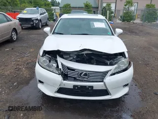 2013 Lexus ES 250 с VIN JTHBK1GG5D2060358, выставлен на аукционе IAAI как лот 42337727 с пробегом 140 768 миль миль и . История ставок и продаж доступна на DreamBid. Изображение 12.