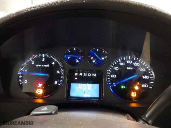 2007 Cadillac Escalade with VIN 1GYFK63827R341831, listed as a IAAI auction lot 41813021 with 175,112 mi miles. Bid and sale history available at carsss.com. Image 7.