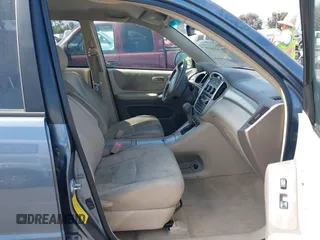2006 Toyota Highlander z VIN JTEGP21A560104453, wystawiony jako IAAI lot #42266116 z przebiegiem 177 899 mil mil oraz . Historia ofert i sprzedaży dostępna na DreamBid. Obrazek 5.