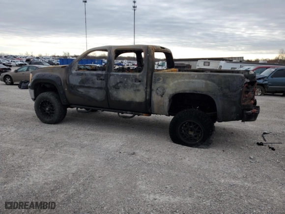 2008 GMC Sierra 1500 Work Truck with VIN 2GTEK133581205079, listed as a Copart auction lot 84610414 with 0 mi miles and Non Repairable. Bid and sale history available at carsss.com. Image 2.