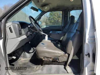 2002 Ford F-250 XL with VIN 1FTNW20F32EC06987, listed as a Copart auction lot 45667965 with 262,421 mi miles and Clean Title. Bid and sale history available at DreamBid. Image 7.