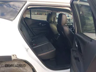 2022 GMC Terrain AT4 z VIN 3GKALYEV1NL296739, wystawiony jako IAAI lot #41118630 z przebiegiem 28 366 mil mil oraz . Historia ofert i sprzedaży dostępna na DreamBid. Obrazek 8.