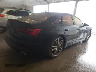 2021 Audi S6 Prestige z VIN WAUFFAF22MN085601, wystawiony jako Copart lot #39778394 z przebiegiem 56 501 mil mil oraz . Historia ofert i sprzedaży dostępna na DreamBid. Obrazek 3.