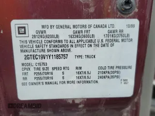 2000 GMC New Sierra 1500 SL with VIN 2GTEC19V1Y1185757, listed as a Copart auction lot 42606995 with 113,635 mi miles and Salvage Title. Bid and sale history available at carsss.com. Image 12.