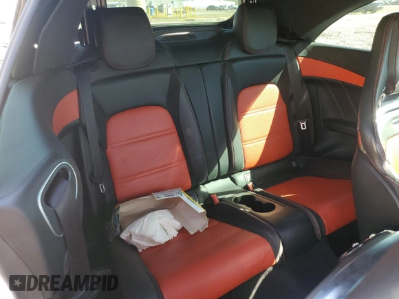 2017 Mercedes-Benz C 63 S AMG z VIN WDDWK8HB1HF465815, wystawiony jako Copart lot #71602664 z przebiegiem 57 280 mil mil oraz Szkoda całkowita • Salvage title. Historia ofert i sprzedaży dostępna na DreamBid. Obrazek 10.