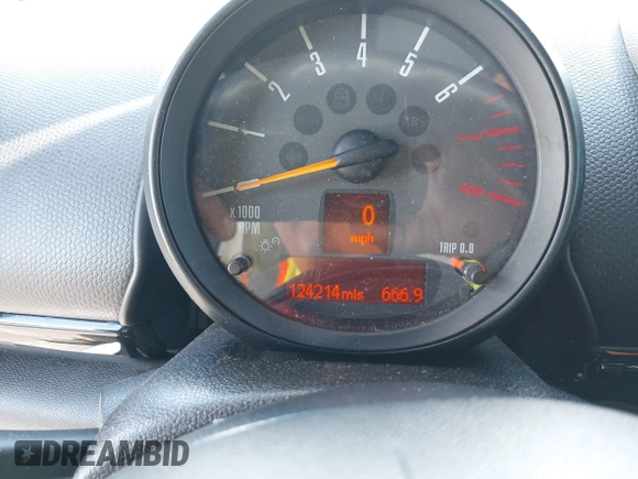 2015 MINI Countryman S with VIN WMWZC3C58FWT05613, listed as a IAAI auction lot 42374870 with 124,214 mi miles and . Bid and sale history available at DreamBid. Image 14.