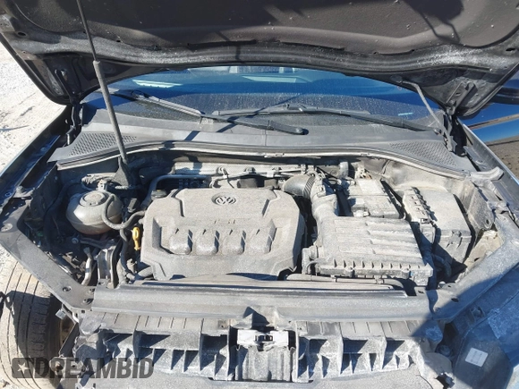 2019 Volkswagen Tiguan SE with VIN 3VV3B7AX9KM135037, listed as a IAAI auction lot 41527344 with 146,630 mi miles and . Bid and sale history available at DreamBid. Image 10.