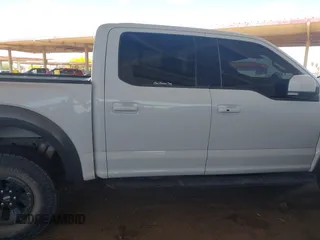 2017 Ford F-150 Raptor with VIN 1FTFW1RG7HFA84244, listed as a IAAI auction lot 42175442 with 123,009 mi miles and . Bid and sale history available at carsss.com. Image 13.