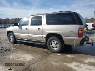 2001 Chevrolet Suburban LS with VIN 3GNFK16T11G105761, listed as a Copart auction lot 80726024 with 312,601 mi miles and Clean Title. Bid and sale history available at carsss.com. Image 2.