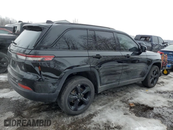 2024 Jeep Grand Cherokee Laredo X with VIN 1C4RJHAG2RC250351, listed as a Copart auction lot 45589205 with 1,177 mi miles and Salvage Title. Bid and sale history available at carsss.com. Image 3.