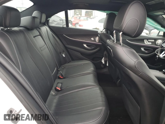 2019 Mercedes-Benz E 300 с VIN WDDZF4KB9KA524388, выставлен на аукционе Copart как лот 52723445 с пробегом 93 906 миль миль и Списание • Salvage title. История ставок и продаж доступна на DreamBid. Изображение 10.
