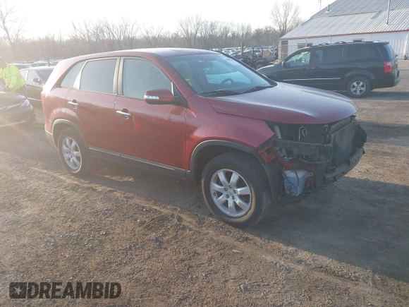 2011 Kia Sorento LX with VIN 5XYKT3A13BG007207, listed as a IAAI auction lot 41800292 with 161,283 mi miles. Bid and sale history available at carsss.com. Image 1.