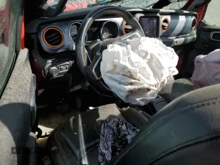 2021 Jeep Gladiator Mojave z VIN 1C6JJTEG5ML569172, wystawiony jako Copart lot #49810695 z przebiegiem Nie podano mil oraz Nie do naprawy • Non repairable. Historia ofert i sprzedaży dostępna na DreamBid. Obrazek 8.