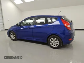 2014 Hyundai Accent GS z VIN KMHCT5AE0EU141822, wystawiony jako Copart lot #54233245 z przebiegiem 137 510 mil mil oraz Czysty tytuł • Clean title. Historia ofert i sprzedaży dostępna na DreamBid. Obrazek 2.
