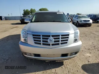 2012 Cadillac Escalade z VIN 1GYS4GEF8CR189283, wystawiony jako Copart lot #66430754 z przebiegiem 219 132 mil mil oraz Czysty tytuł • Clean title. Historia ofert i sprzedaży dostępna na DreamBid. Obrazek 5.