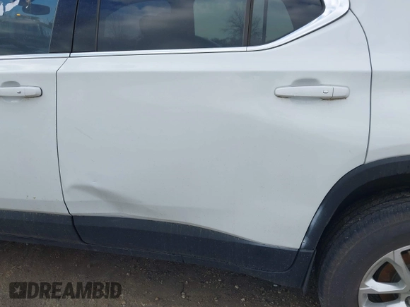 2020 Chevrolet Traverse LS with VIN 1GNEVFKW8LJ185870, listed as a IAAI auction lot 41415934 with 69,993 mi miles. Bid and sale history available at carsss.com. Image 16.