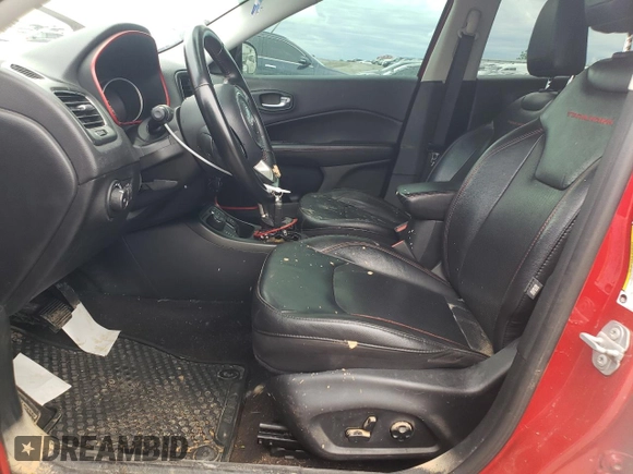 2018 Jeep Compass Trailhawk с VIN 3C4NJDDB3JT343265, выставлен на аукционе Copart как лот 55238275 с пробегом 111 691 миль миль и Списание • Salvage title. История ставок и продаж доступна на DreamBid. Изображение 7.