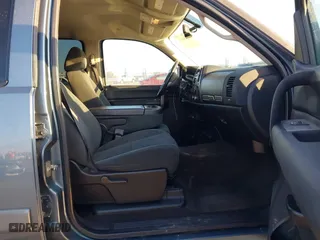 2008 Chevrolet Silverado 1500 LTZ with VIN 3GCEK13M08G177952, listed as a IAAI auction lot 41774023 with 119,807 mi miles. Bid and sale history available at carsss.com. Image 5.