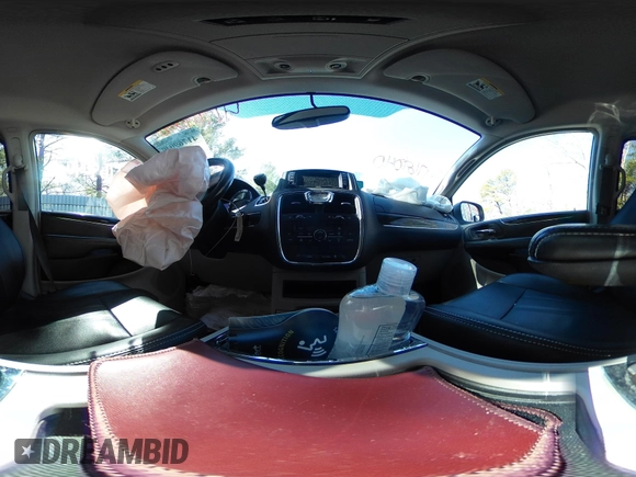 2015 Chrysler Town & Country Touring with VIN 2C4RC1BG4FR755536, listed as a IAAI auction lot 41769040 with 118,393 mi miles and . Bid and sale history available at DreamBid. Image 18.