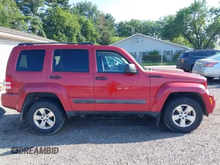 2010 Jeep Liberty Sport с VIN 1J4PN2GK5AW179826, выставлен на аукционе IAAI как лот 42638811 с пробегом 123 573 миль миль и . История ставок и продаж доступна на DreamBid. Изображение 14.