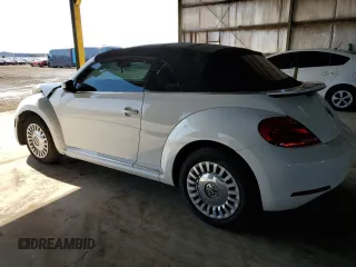 2013 Volkswagen Beetle 2.5L with VIN 3VW5P7AT2DM811768, listed as a Copart auction lot 54609125 with 60,505 mi miles and Salvage Title. Bid and sale history available at DreamBid. Image 2.