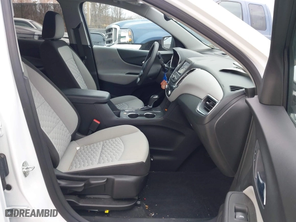 2021 Chevrolet Equinox LS with VIN 3GNAXHEV8MS135543, listed as a IAAI auction lot 41629456 with 43,482 mi miles. Bid and sale history available at carsss.com. Image 5.