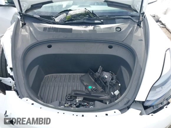 2022 Tesla Model 3 Performance with VIN 5YJ3E1EC6NF111958, listed as a IAAI auction lot 41583972 with 28,431 mi miles and . Bid and sale history available at DreamBid. Image 10.
