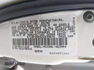 2002 Toyota Avalon XL with VIN 4T1BF28B82U239876, listed as a IAAI auction lot 42142686 with 104,163 mi miles and . Bid and sale history available at DreamBid. Image 9.