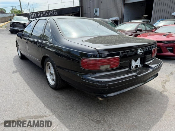 1994 Chevrolet Caprice LS with VIN 1G1BN52P2RR126654, listed as a IAAI auction lot 42166452 with 203,299 mi miles and . Bid and sale history available at DreamBid. Image 3.