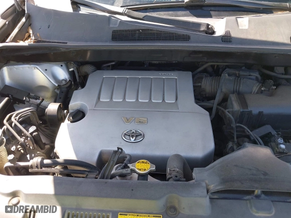 2011 Toyota Highlander with VIN 5TDZK3EH3BS041465, listed as a IAAI auction lot 41709017 with 183,674 mi miles. Bid and sale history available at carsss.com. Image 10.