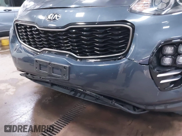 2019 Kia Sportage EX z VIN KNDPNCAC0K7575087, wystawiony jako IAAI lot #41202355 z przebiegiem 31 768 mil mil oraz . Historia ofert i sprzedaży dostępna na DreamBid. Obrazek 17.