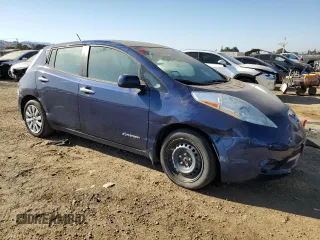 2017 Nissan LEAF S with VIN 1N4BZ0CP3HC303006, listed as a Copart auction lot 70925664 with 0 mi miles and Clean Title. Bid and sale history available at carsss.com. Image 4.