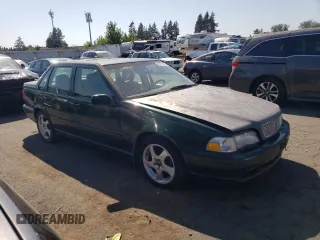 1998 Volvo S70 z VIN YV1LS5348W2421524, wystawiony jako Copart lot #66172944 z przebiegiem Nie podano mil oraz Tytuł czysty. Historia ofert i sprzedaży dostępna na DreamBid. Obrazek 4.