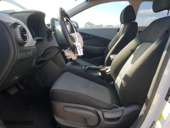 2020 Hyundai Kona SEL with VIN KM8K22AA3LU590225, listed as a Copart auction lot 48035005 with 42,470 mi miles and Salvage Title. Bid and sale history available at carsss.com. Image 7.