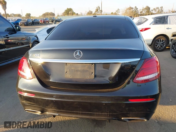 2018 Mercedes-Benz E-Class E 300 with VIN WDDZF4JB7JA468452, listed as a IAAI auction lot 41441293 with 87,552 mi miles. Bid and sale history available at carsss.com. Image 16.