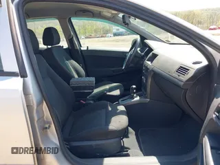 2008 Saturn Astra XE with VIN W08AR671885086385, listed as a IAAI auction lot 42156723 with 68,139 mi miles. Bid and sale history available at carsss.com. Image 5.
