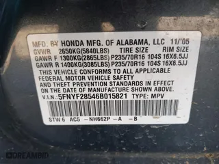 2006 Honda Pilot EX-L with VIN 5FNYF28546B015821, listed as a IAAI auction lot 41529408 with 145,209 mi miles. Bid and sale history available at carsss.com. Image 9.