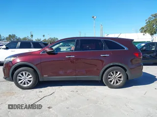 2020 Kia Sorento LX V6 with VIN 5XYPGDA50LG621118, listed as a IAAI auction lot 40988611 with 78,427 mi miles. Bid and sale history available at carsss.com. Image 14.