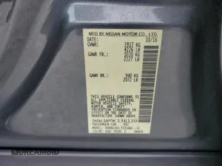 2017 Nissan Altima SR z VIN 1N4AL3AP7HC136120, wystawiony jako Copart lot #57295125 z przebiegiem 84 300 mil mil oraz Szkoda całkowita • Salvage title. Historia ofert i sprzedaży dostępna na DreamBid. Obrazek 12.