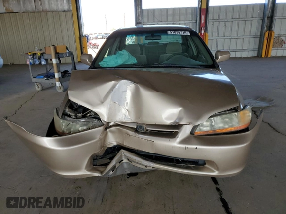 2000 Honda Accord SE with VIN 1HGCG6698YA065526, listed as a Copart auction lot 51830715 with 262,393 mi miles and Salvage title. Bid and sale history available at DreamBid. Image 5.
