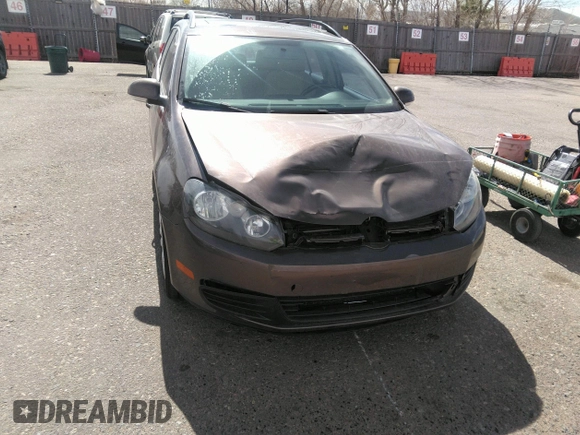 2011 Volkswagen Jetta SportWagen TDI with VIN 3VWPL7AJ4BM661050, listed as a IAAI auction lot 41859425 with 102,773 mi miles. Bid and sale history available at carsss.com. Image 6.